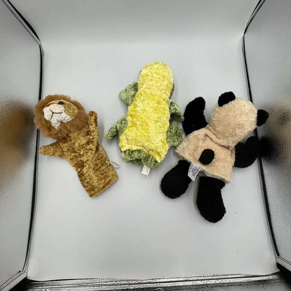 Lot of 3 Animal Hand Puppets Furry Plush Lion Panda Frog, Woods Forest Mountains